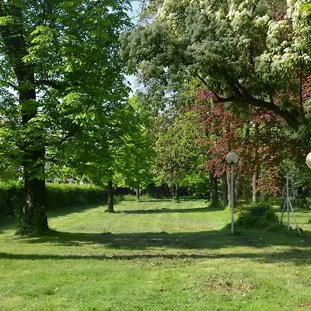 Terme Regina Adele Bed & Breakfast 2*